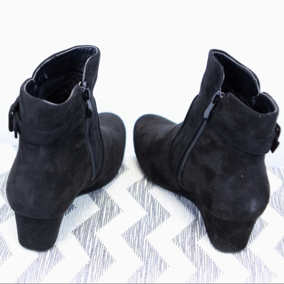Womens "Ada" Low Wedge Ankle Booties - Picture 3 of 4